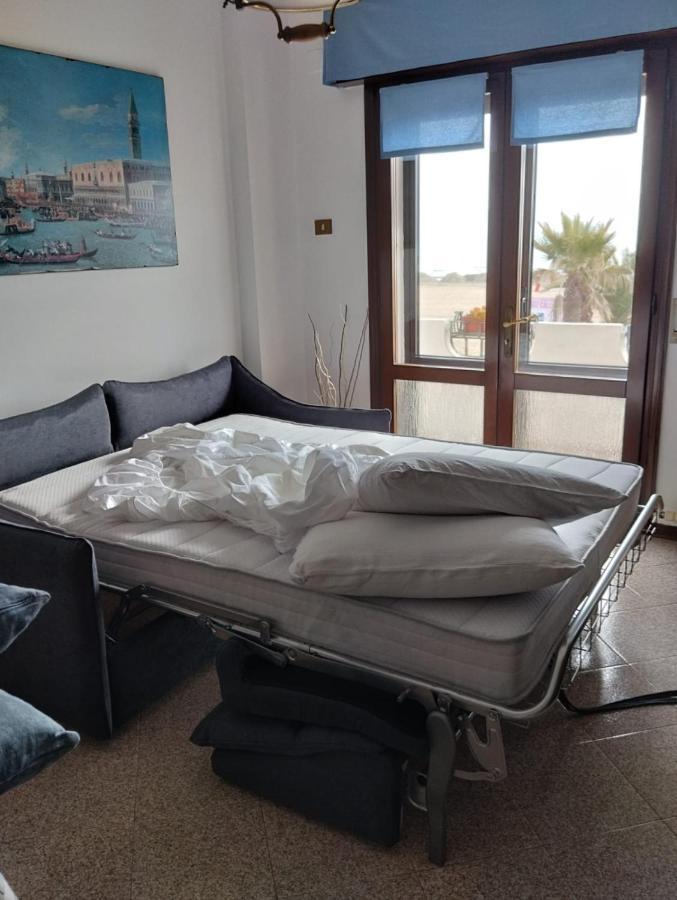 Appartamento Frontemare Azzurra Caorle Exteriör bild